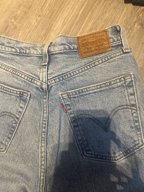 Jeans: LEVIS Jeans – Usato da Spreitenbach venduto da Sabrina.dc 3