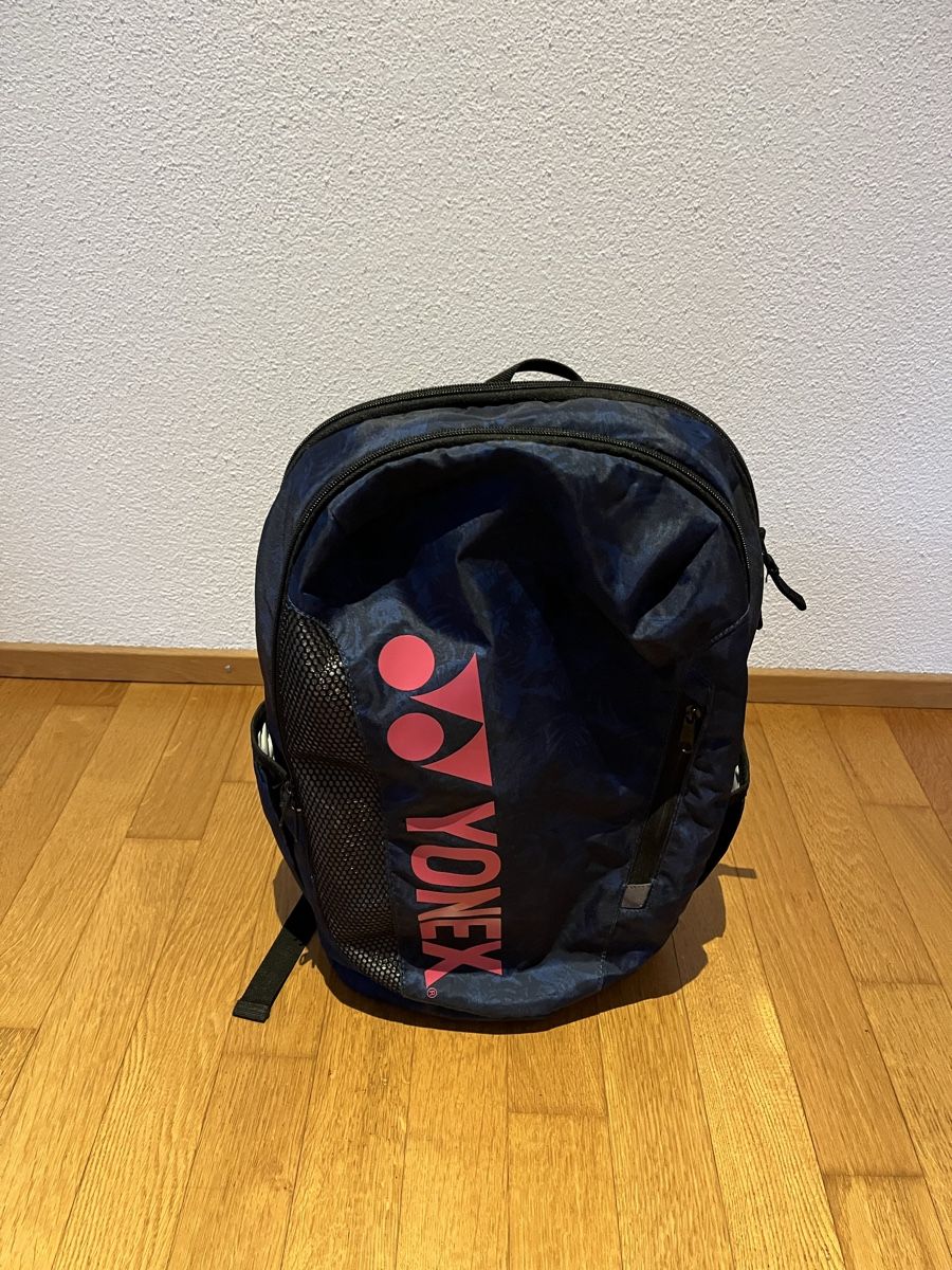 Yonex Sacs à dos: Yonex Team Backpack S – D'occasion à Luzern par Govision