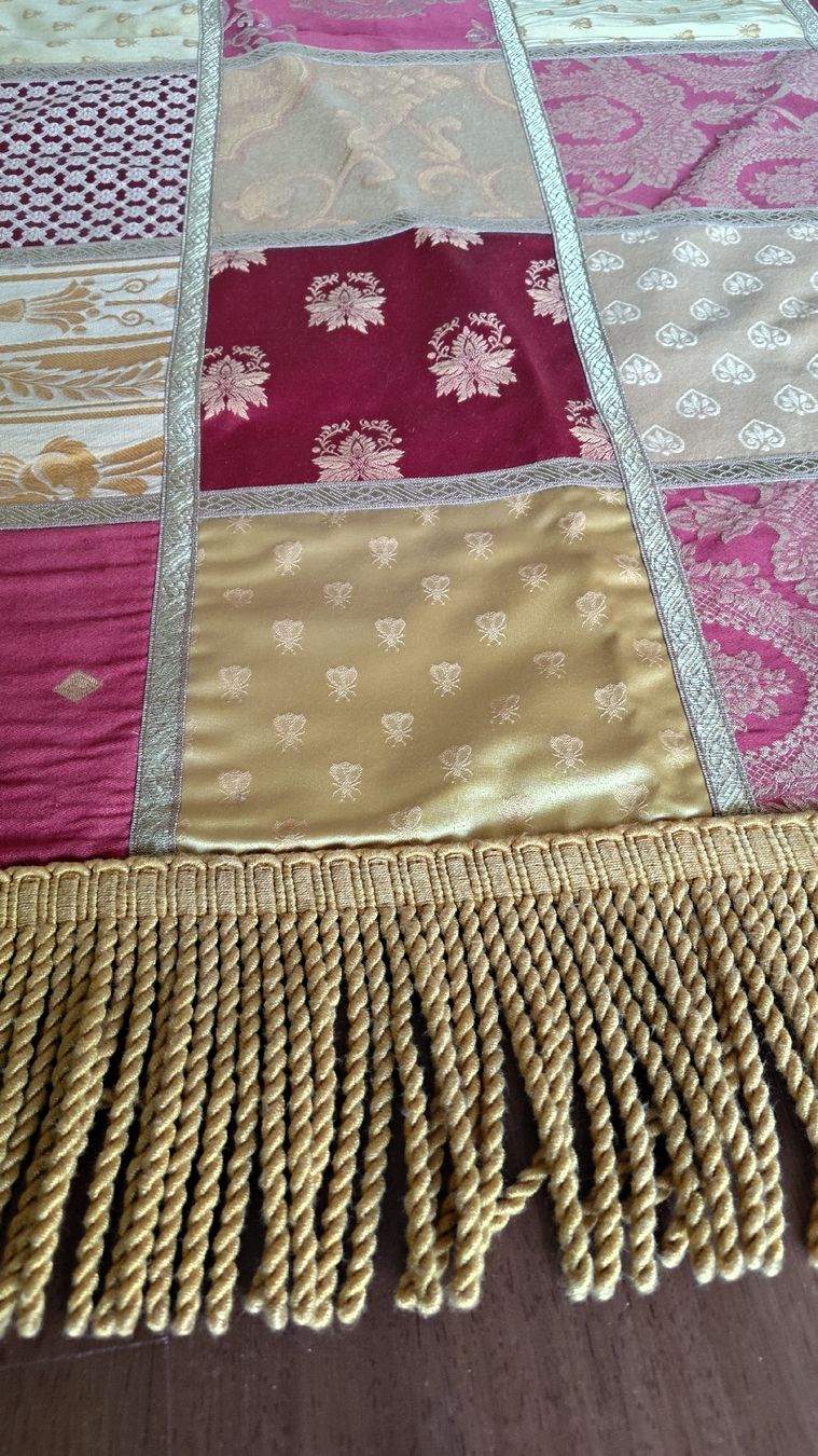 Tissus: Copritavolo Sartoriale Patchwork in Damasco e Broccato 1,3 m – Neuf (Voir description) à Lugano par fbo_82wg 2