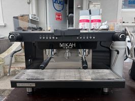 Neuwertige Gastro Kaffeemaschine 8Monate Inbetrieb 450Bezug