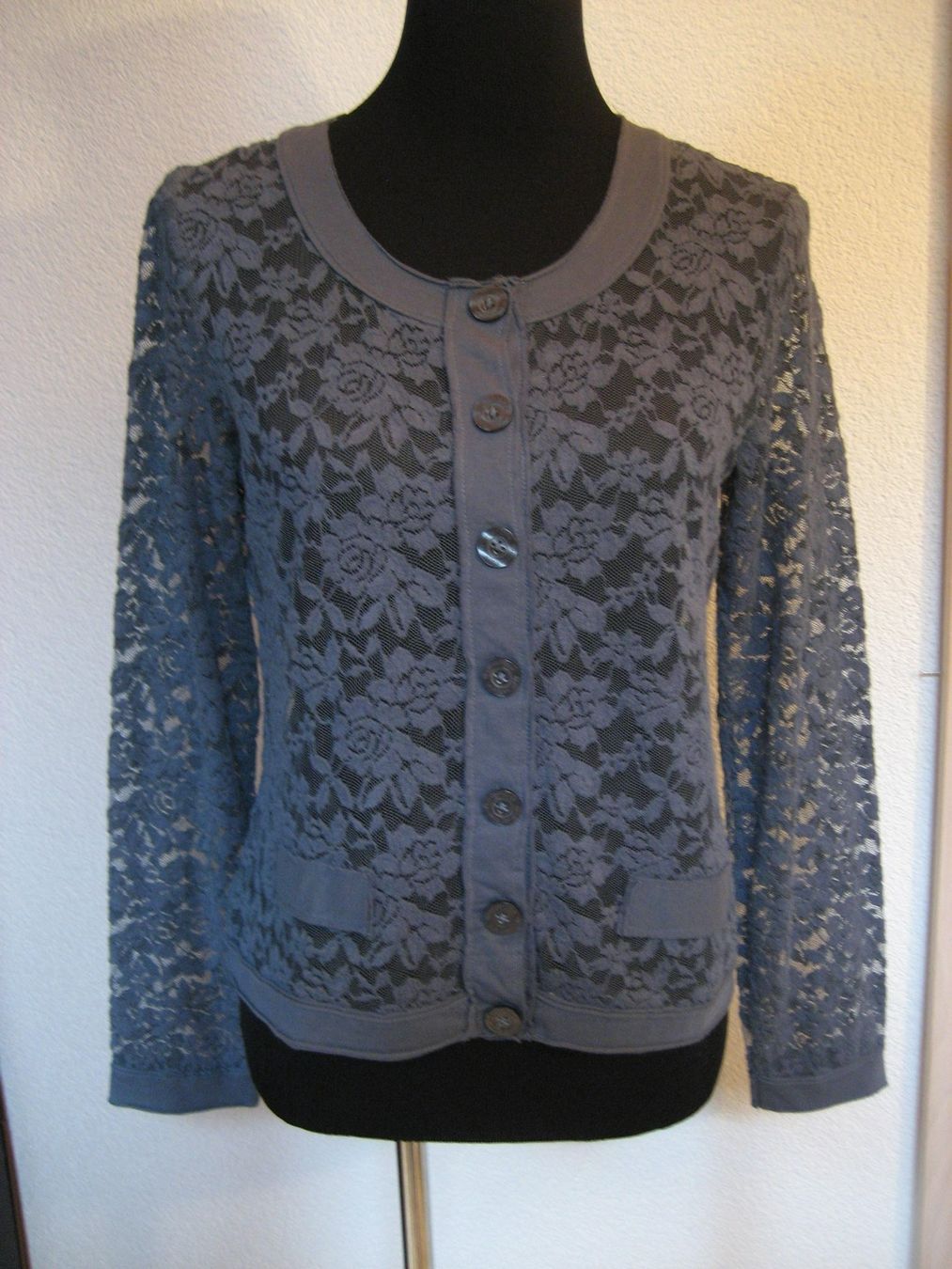 Pullover & Sweatshirts: Jaquette Street One taille 40 – Gebraucht aus Delémont von marryb
