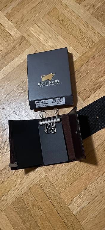 Sonstige Kleidung & Accessoires: Braun Büffel Schlüsseletui mit Originalverpackung – Gebraucht aus Kreuzlingen von dma_sg88 2