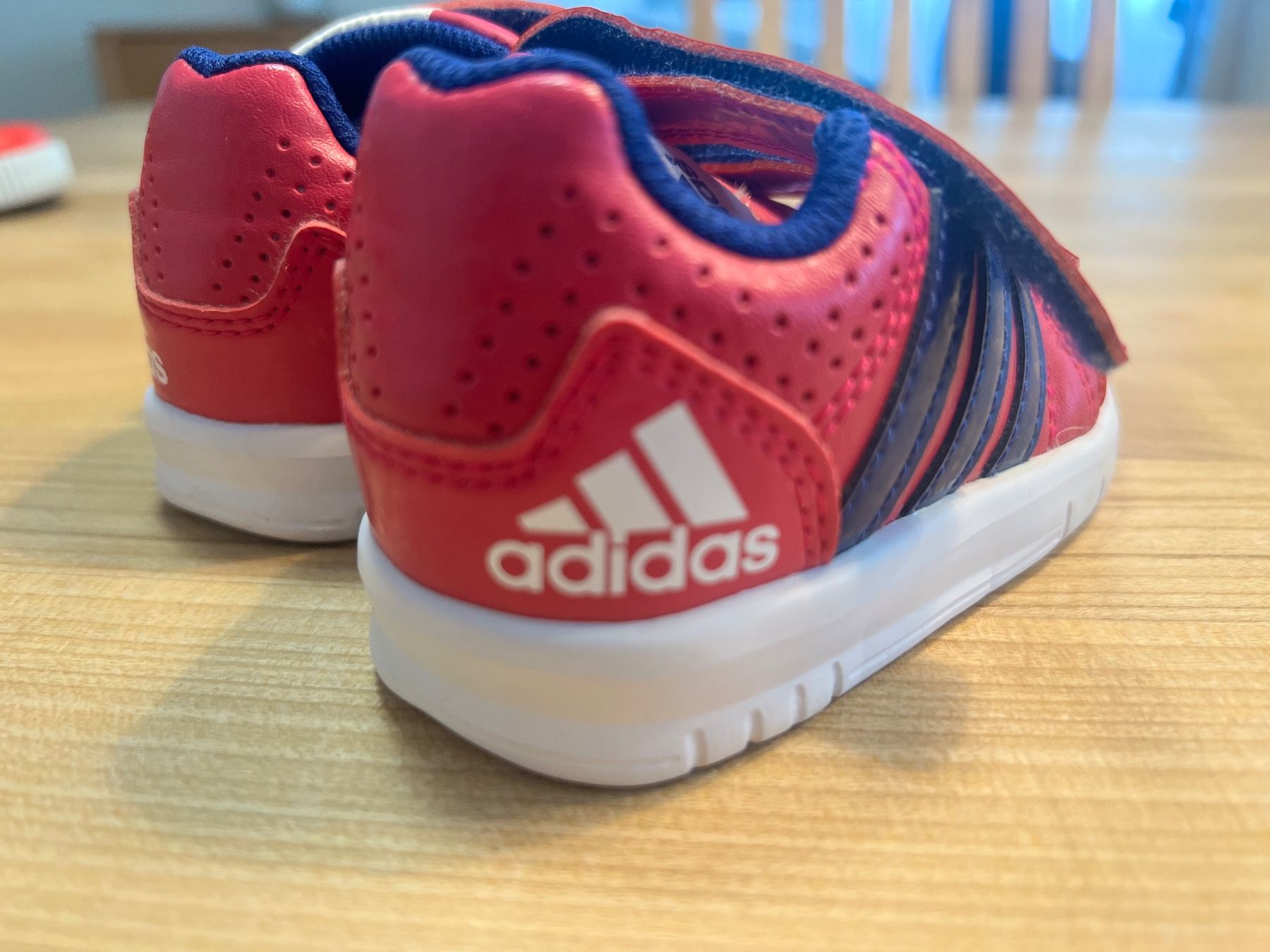 Adidas Schuhe für Jungen: Adidas Lauflerner Sneaker Gr. 20 – Gebraucht aus Zürich von klily 2