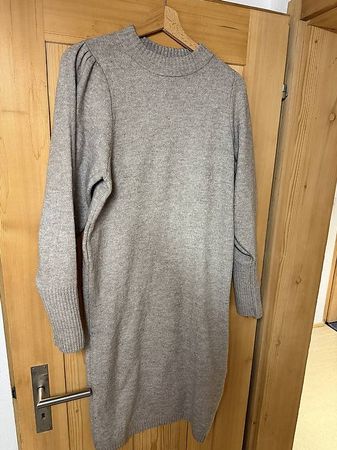 Schwangerschaftsstrickkleid Gr. S Preis inkl. Versand