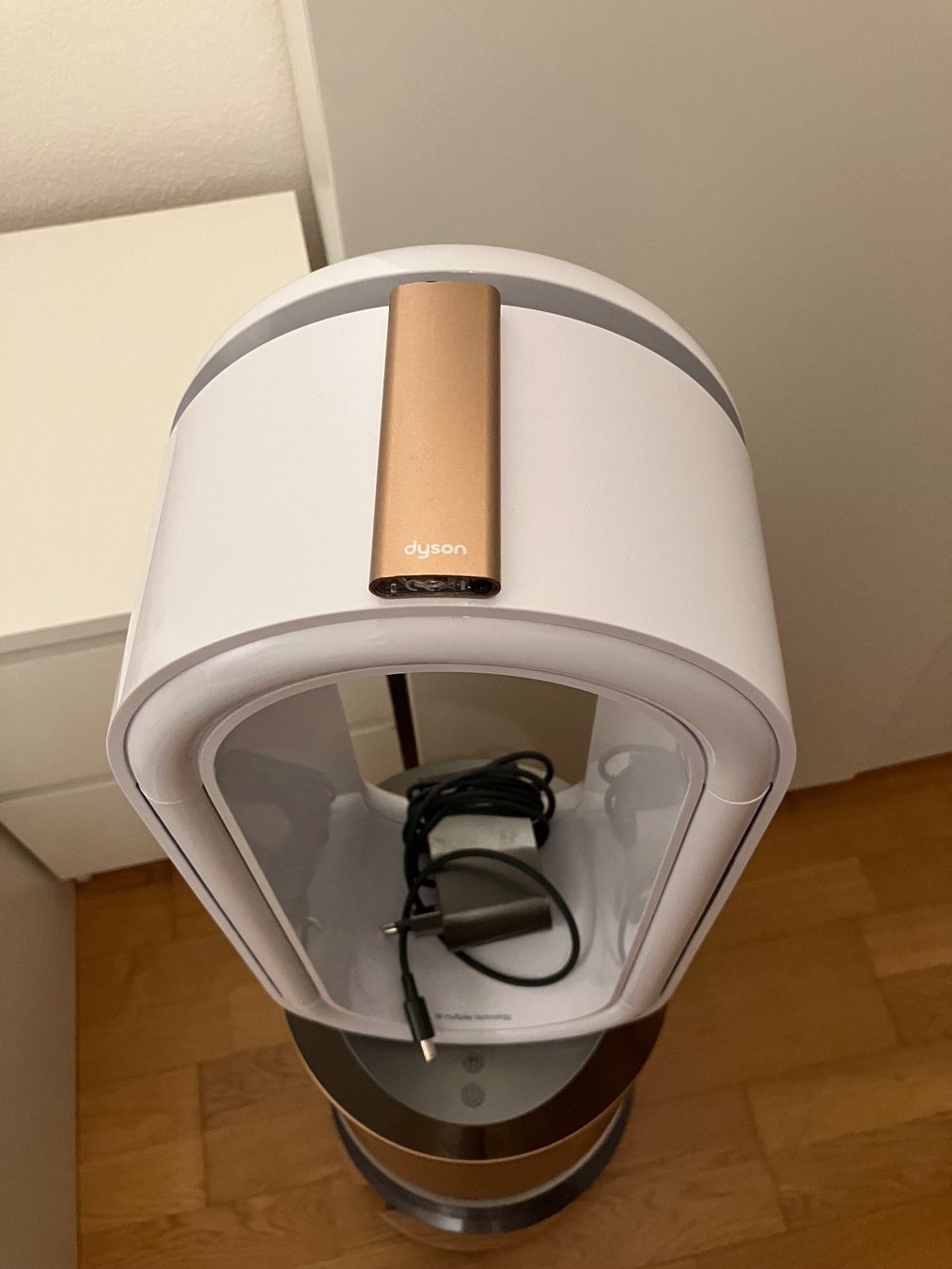 Dyson Purificatori d'aria: Dyson Purifier Humidify+Cool PH04, wenig gebraucht – Usato da Olten venduto da Dickbrave 1