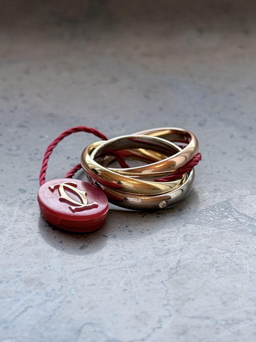 Anelli: Cartier Trinity ring, classic model, 5 diamonds – Nuovo (secondo la descrizione) da Coldrerio venduto da marigianni22