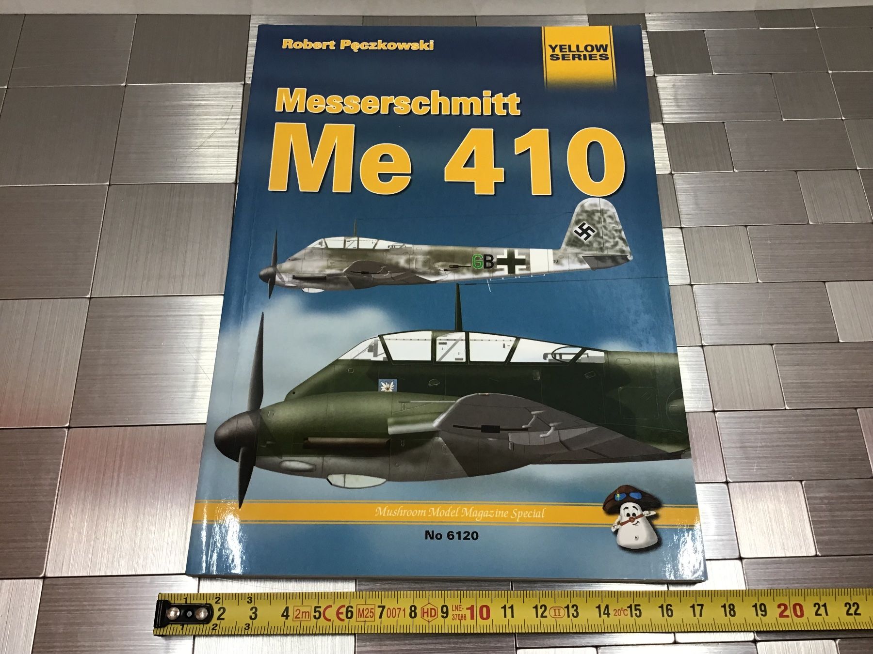 Libri: MESSERSCHMITT ME 410 – Usato da Männedorf venduto da Spezial-Modelle