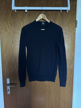 Pullover schwarz 100% Merino Grösse S guter Zustand