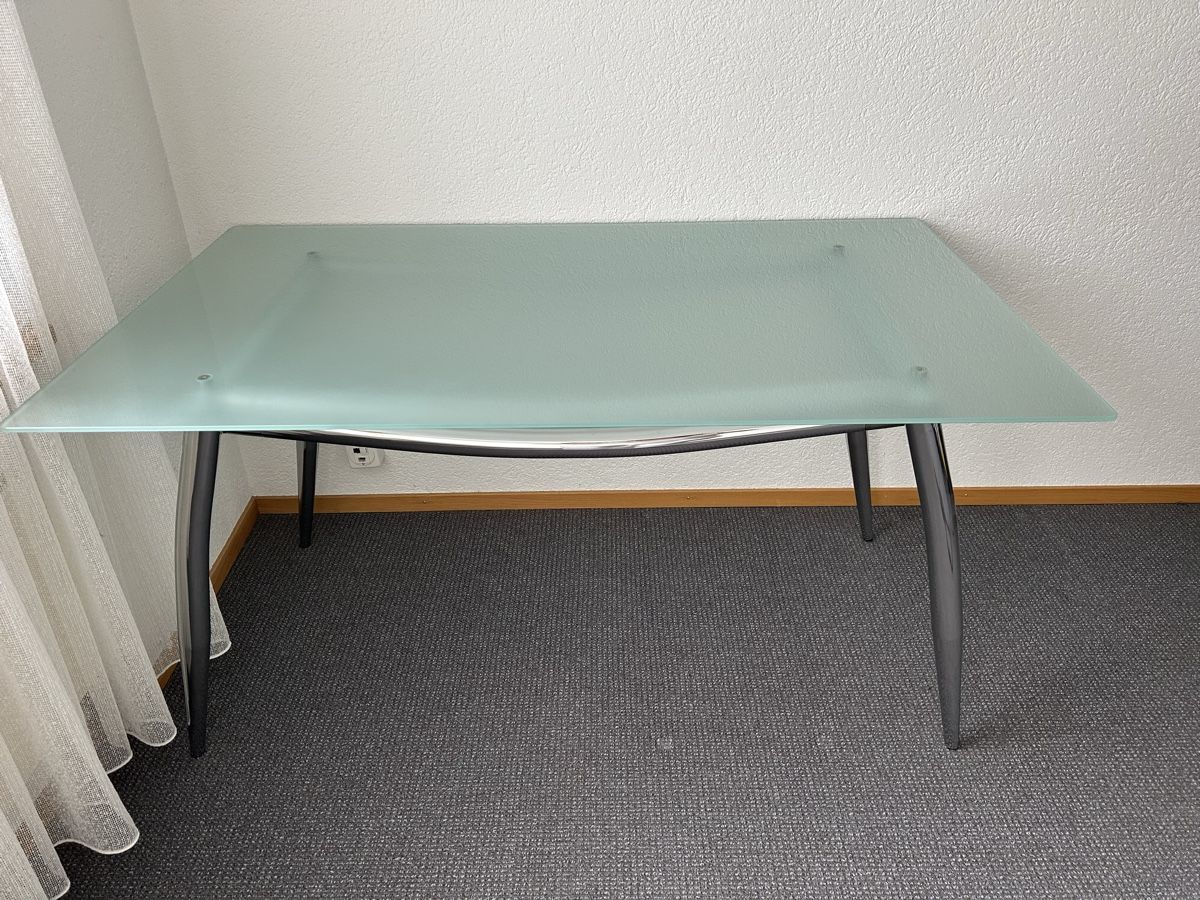 Tavoli: Glas Tisch 150x90cm – Usato da Escholzmatt venduto da oxana04