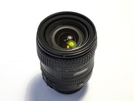 Nikon - Standard-Zoomobjektiv