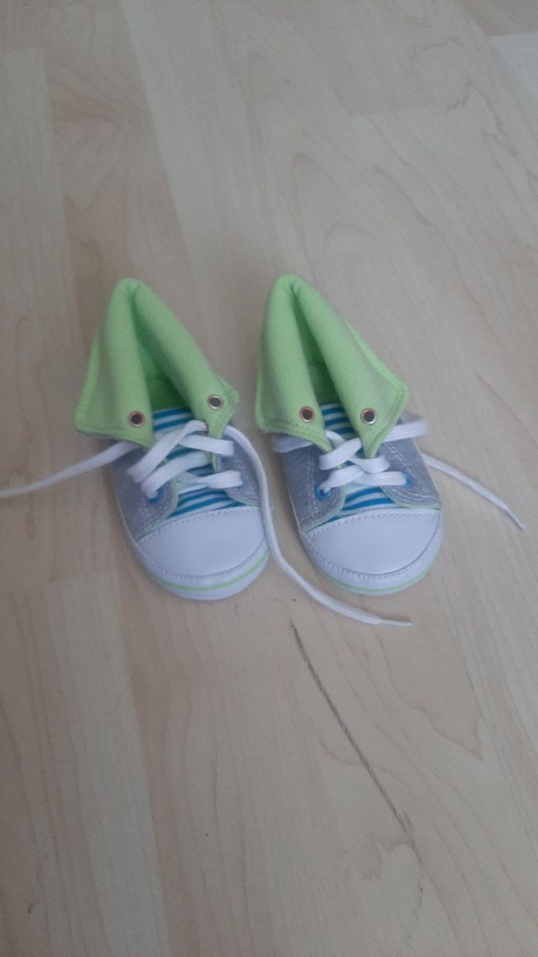 Schuhe für Jungen: K..76) Babyschuhe Neu Stoff – Neu (gemäss Beschreibung) aus Wil SG von AmandaCreations