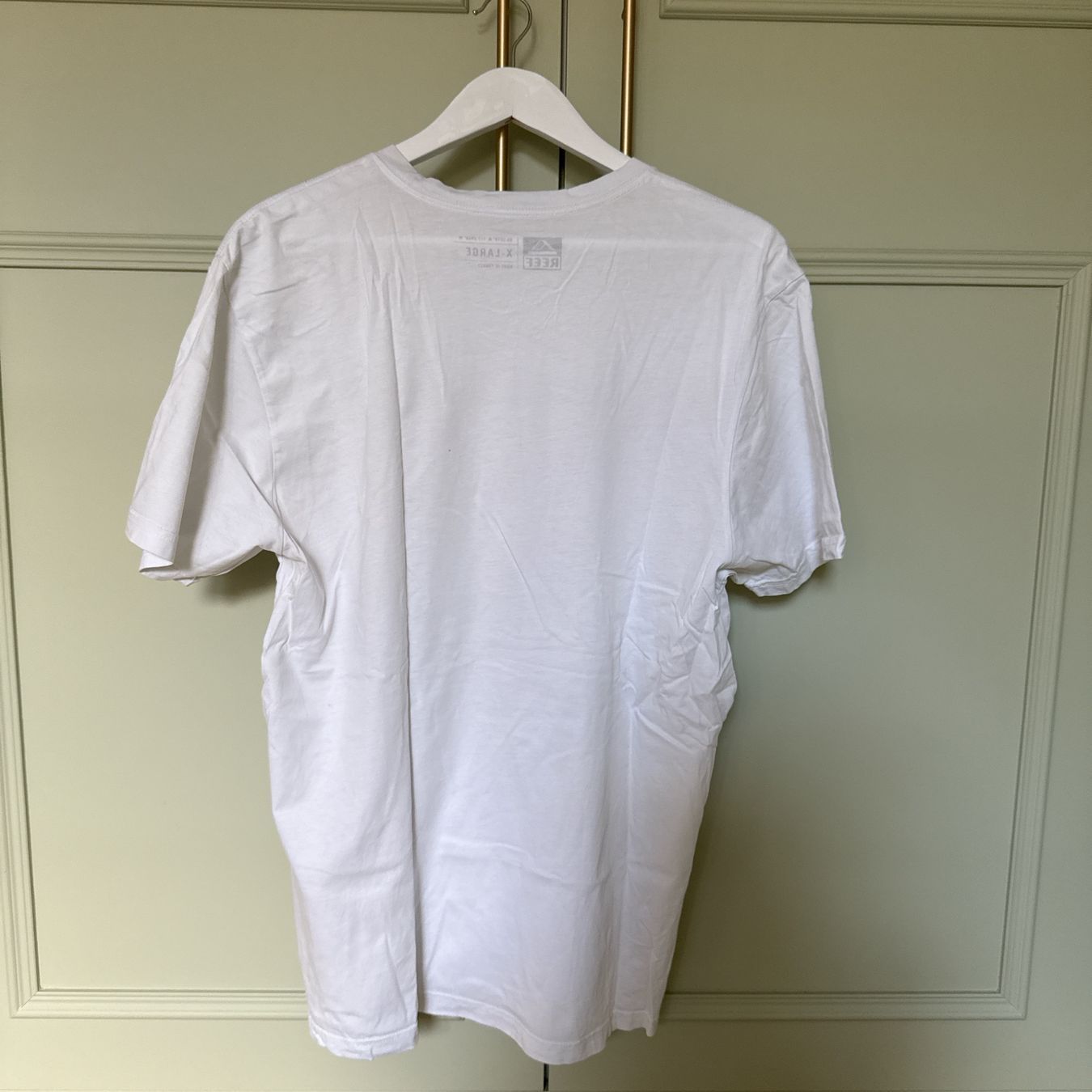 T-Shirts: REEF Tshirt surf, weiss mit Print – Gebraucht aus Uettligen von Leoniexx 1