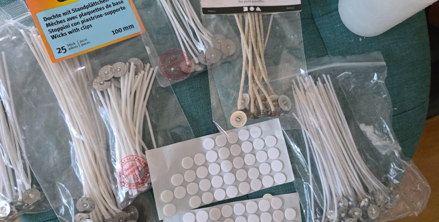 Kits de loisir créatif: Candle-making kit / Kerzenherstellungs-Kit – D'occasion à Zürich par stargazer33 3