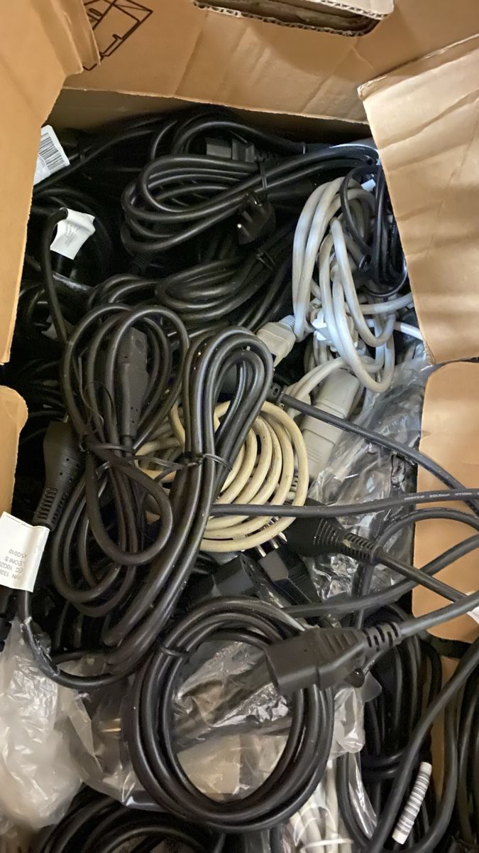 Cavi: Netz-/Stromkabel – Nuovo (secondo la descrizione) da Zürich venduto da Titano1 5