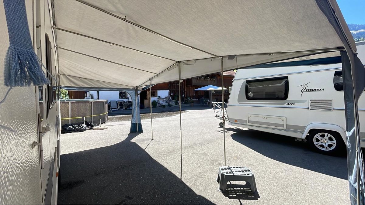 Verande & Tende da sole: Brand Vorzelt – Usato da oey venduto da awe_9bsz 1