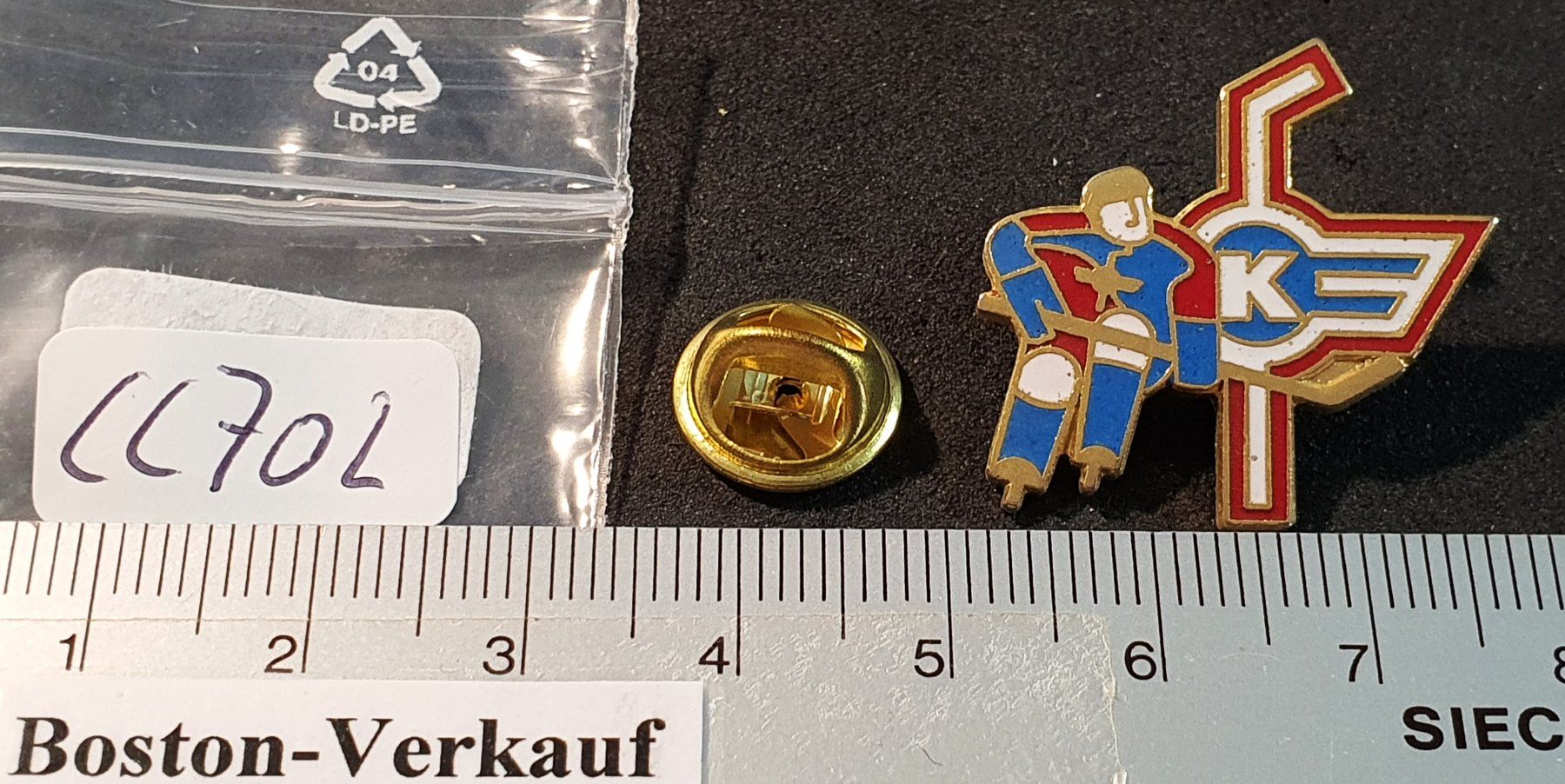 Placchette & Badge: CC702 - Pin EHC KLOTEN Logo – Usato da Reinach BL venduto da Boston-Verkauf 1