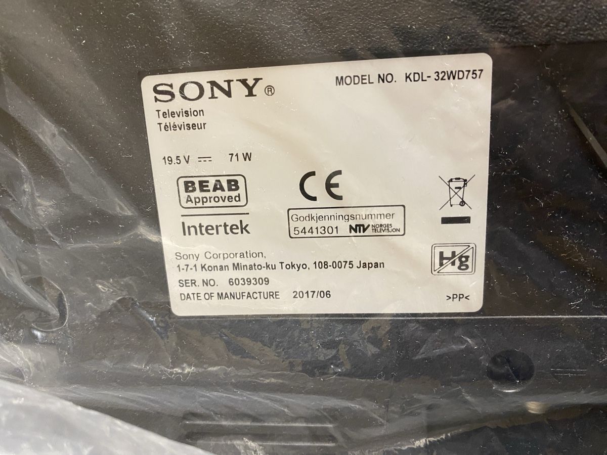 Sony Fernseher: TV Sony 32WD757 – Neu (gemäss Beschreibung) aus Oberengstringen von yae_r67h