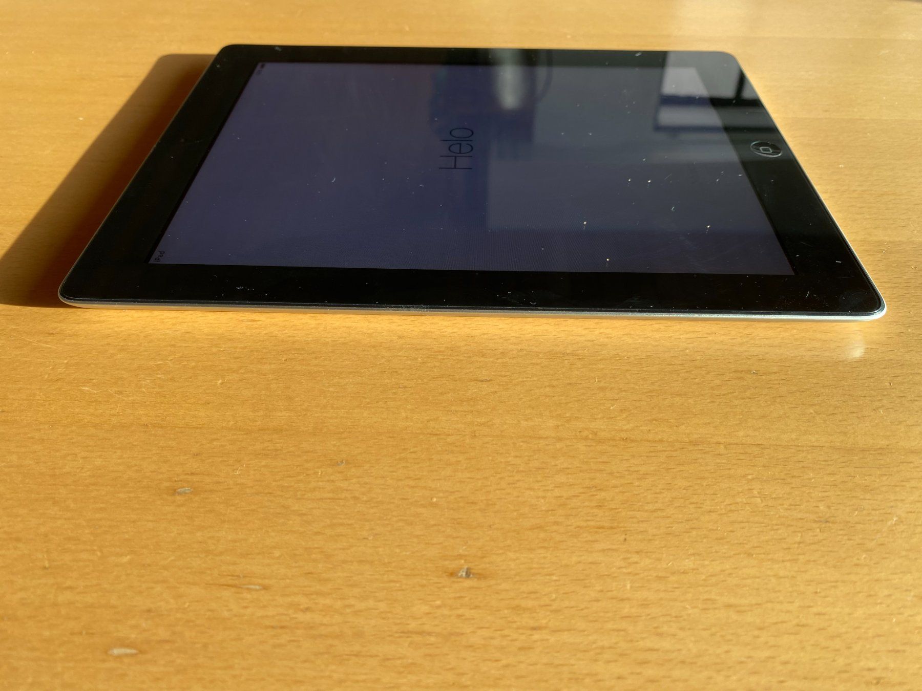 Apple Tablet PC: IPad 2, 32 GB, iOS 9.3.5 – Gebraucht aus Arnegg von  3