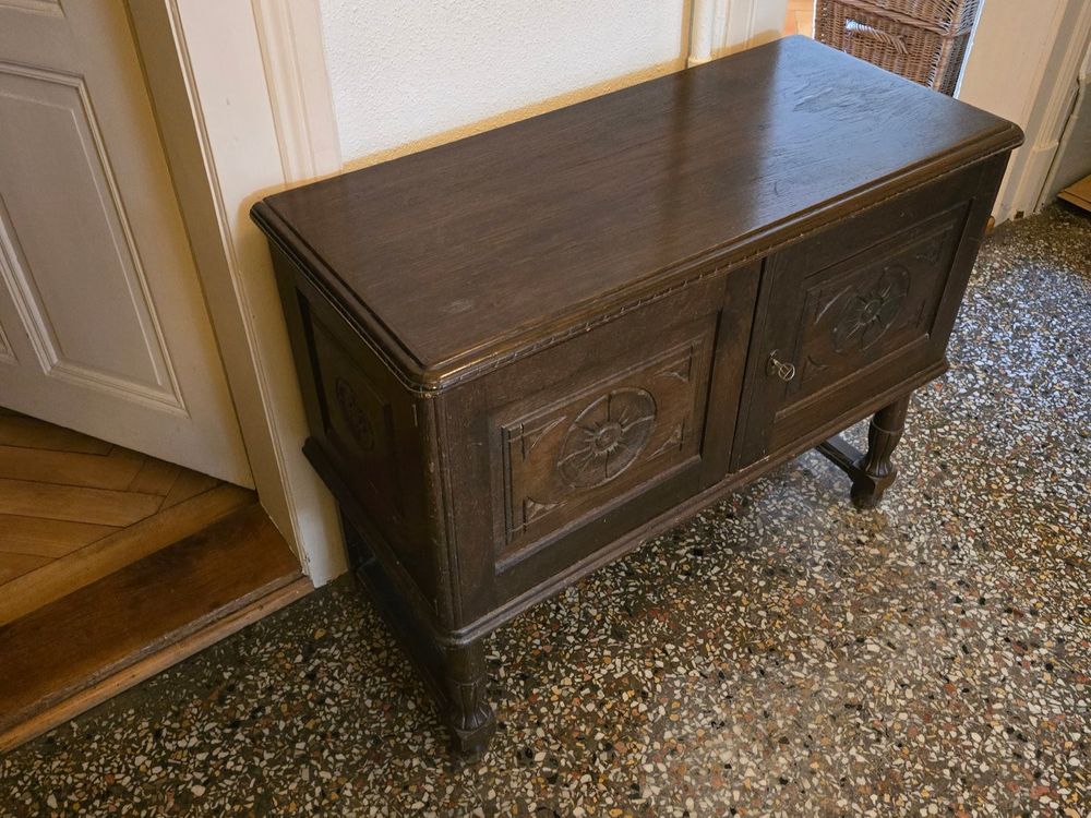 Commodes: Ablagemöbel; Spanisches Sideboard – D'occasion à Bern par ada_gd6v