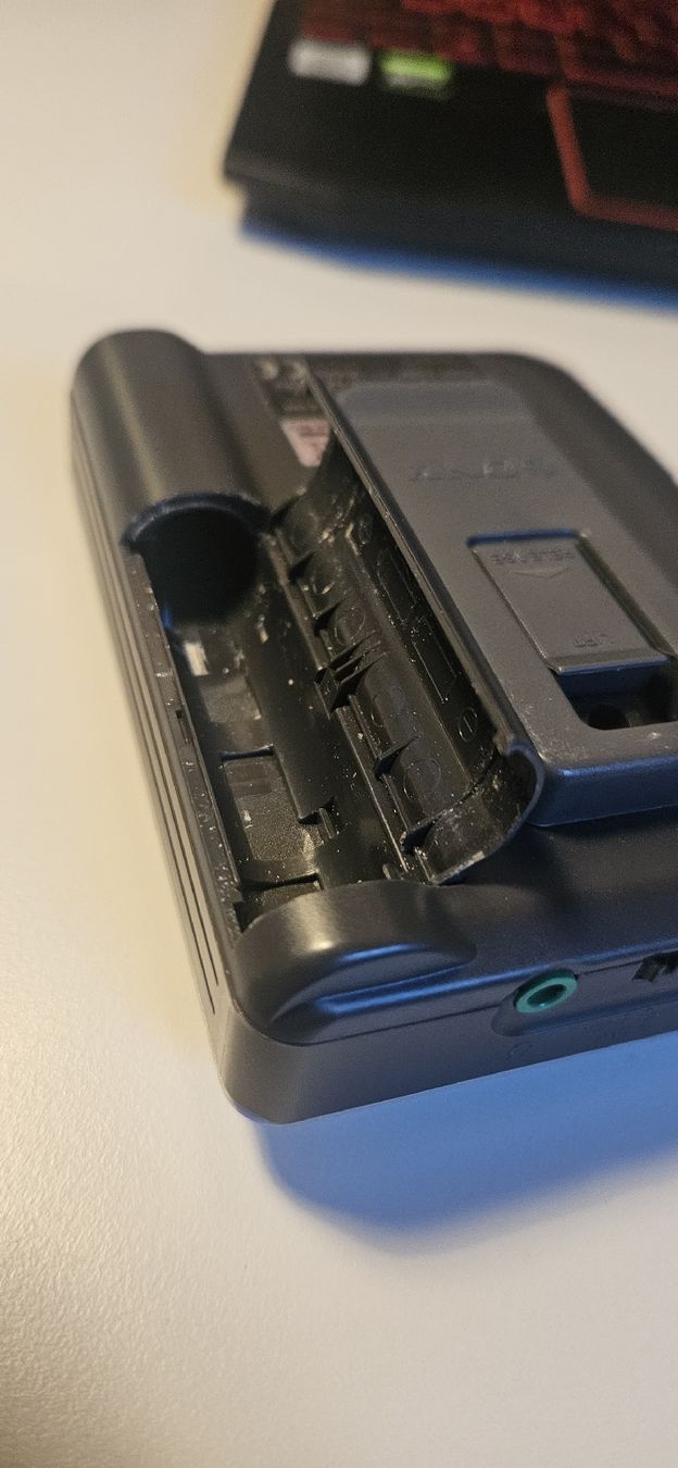 Sony Lettore multimediale portatile: Walkman Sony WM-EX194 – Difettoso da Belp venduto da Ginus85 4