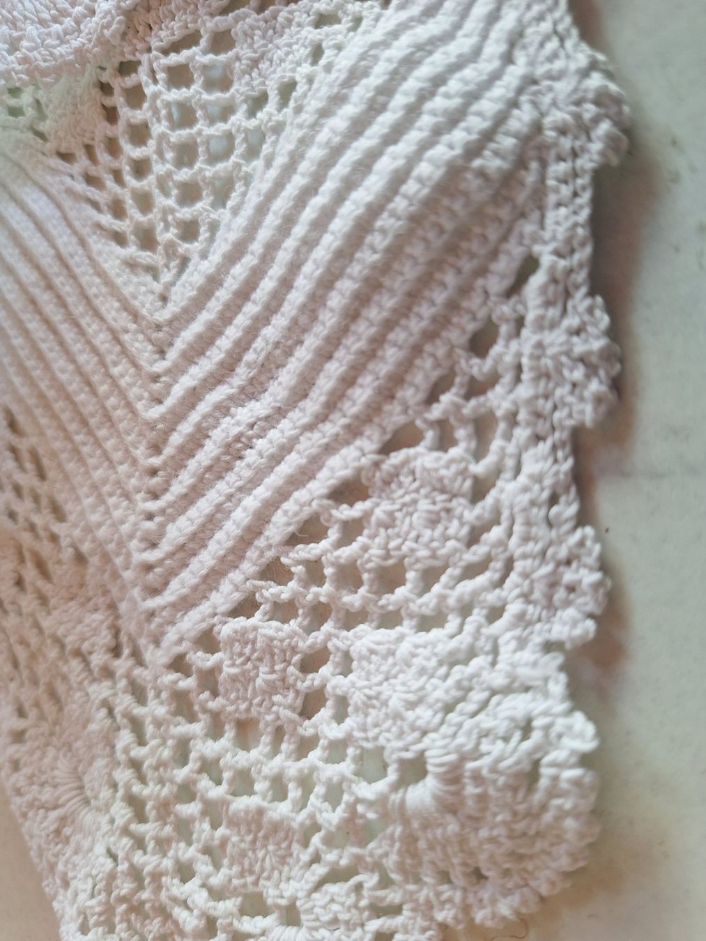 Tessuti: SPITZENBAND 160 X 18 CM – Usato da Huttwil venduto da Kunterbuntli 3
