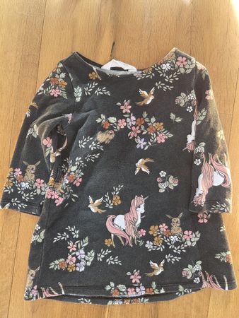 Kleid H&M Einhorn Blumen schwarz Grösse 92