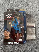 WWE Figur John Cena unterschrieben JSA/PSA