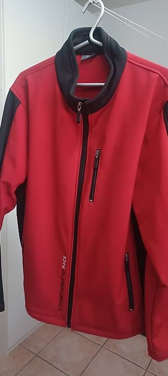 Giacche: Vendo giacca Audi – Usato da Castel San Pietro venduto da iva_dvm7 1