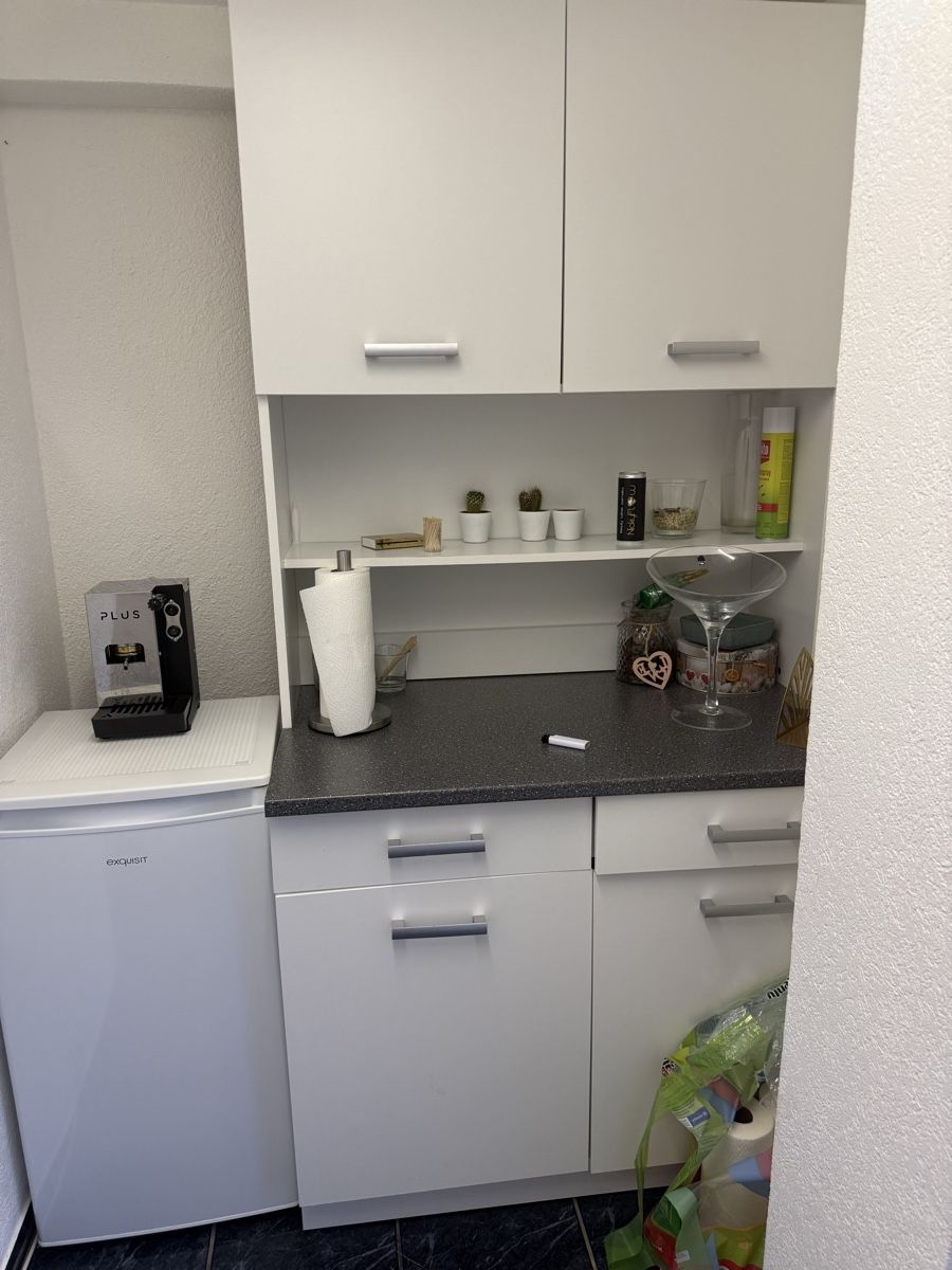 Cucine complete: Mobile cucina compatta bianca, perfetta per piccoli spazi – Usato da Gränichen venduto da bea_lqw8 1