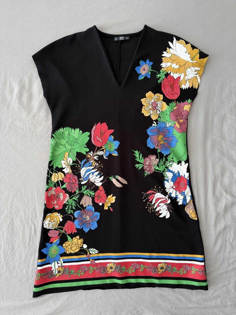 Zara Vestiti: ZARA-Kleid Gr. S – Nuovo (secondo la descrizione) da Oftringen venduto da Bullit3