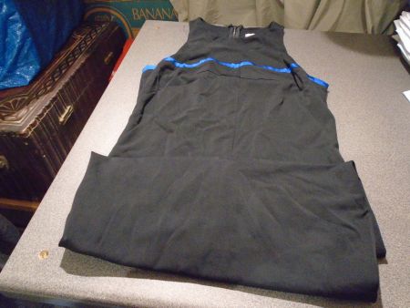Kleid Grösse 36, Pinko, schwarz, blauer Streifen