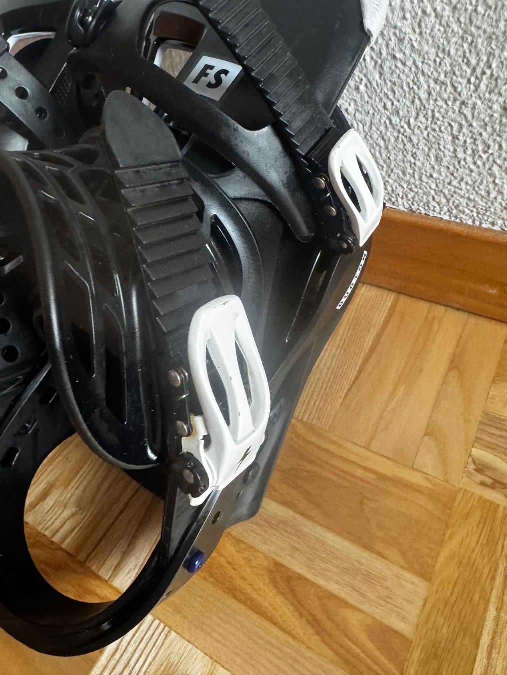 Burton Board: Burton FS Snowboardbindung Gr. M – Usato da Celerina venduto da Aneiros23 7