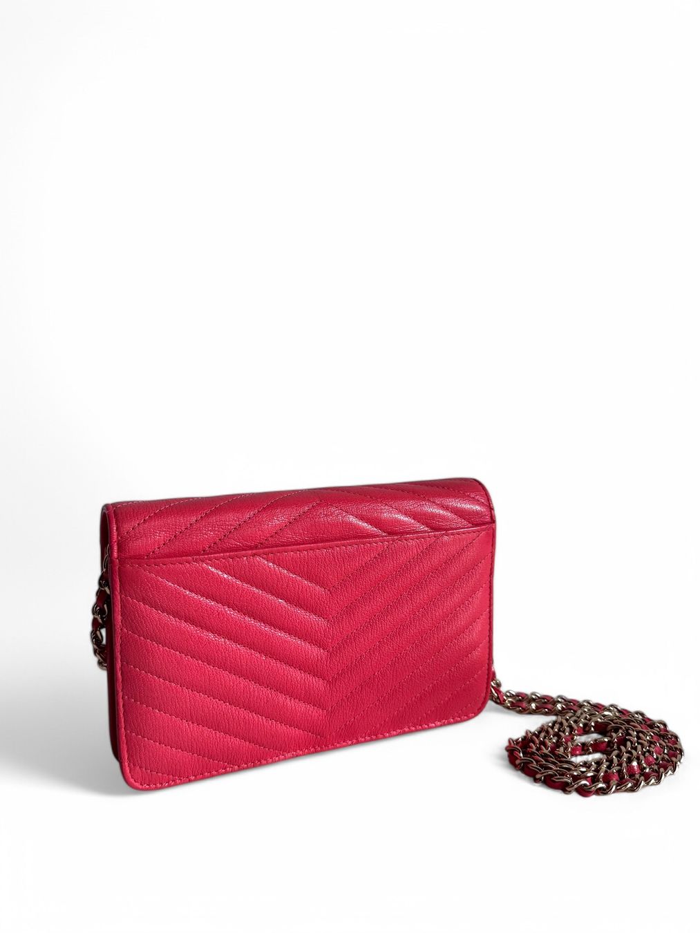 Chanel Borse da donna: Chanel Chevron Statement Wallet On WOC Chain Tasche – Usato da Kriens venduto da hannaandkiko 4