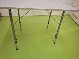 Campingtisch