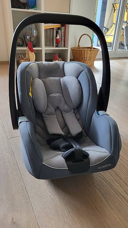 Seggiolini per auto: Babyschale Recaro – Usato da Römerswil LU venduto da Michelleursula 3