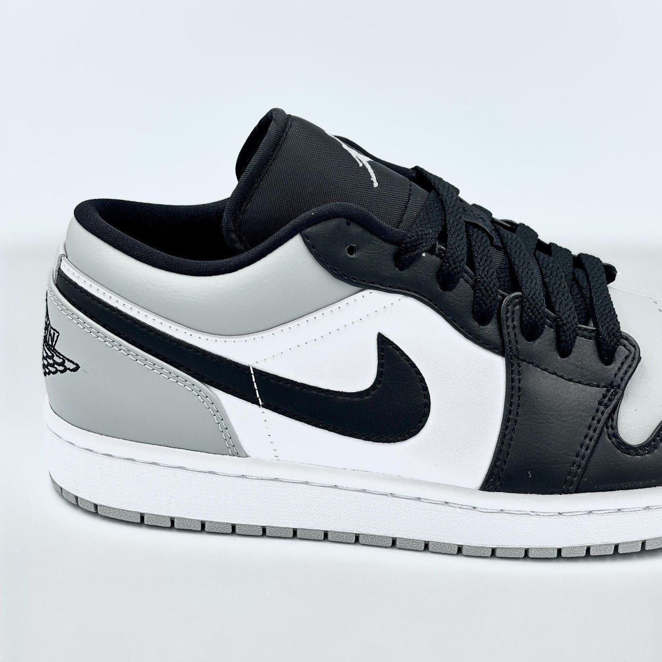 Jordan Herrenschuhe: Nike Air Jordan 1 Low Shadow Toe EU 44.5 – Neu und originalverpackt aus Erlinsbach von sasneakers 2
