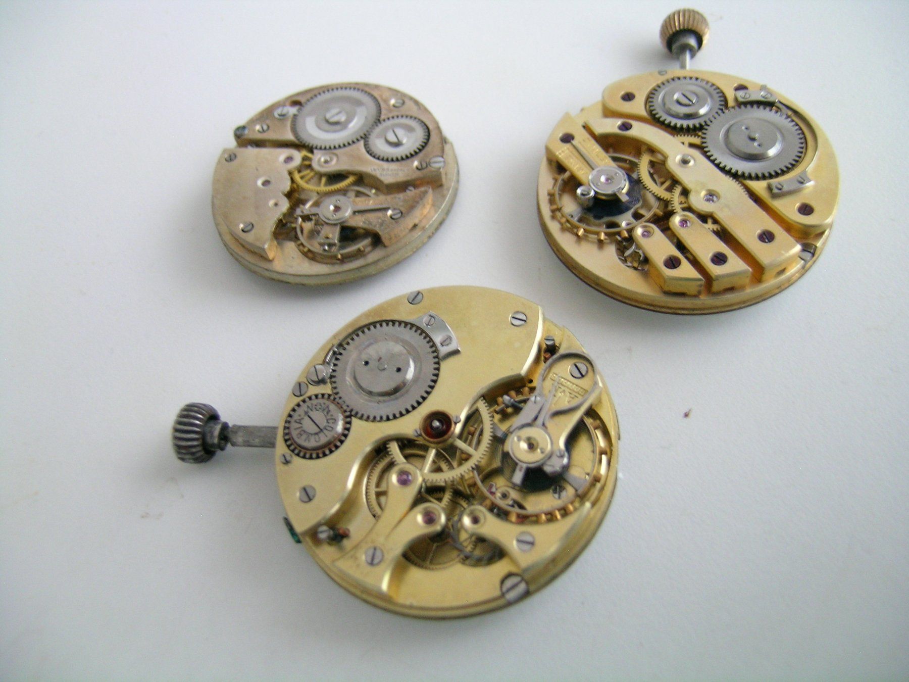 Eta Orologi: 3 alte Taschenuhrwerke – Difettoso da Grenchen venduto da esa-9162-9164 1