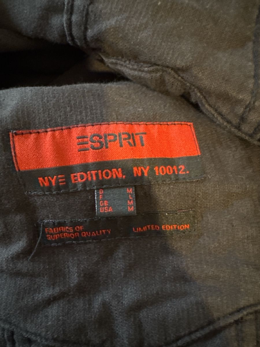 Esprit Giacche: Cord Jacke Esprit – Usato da Winterthur venduto da hostelil 4