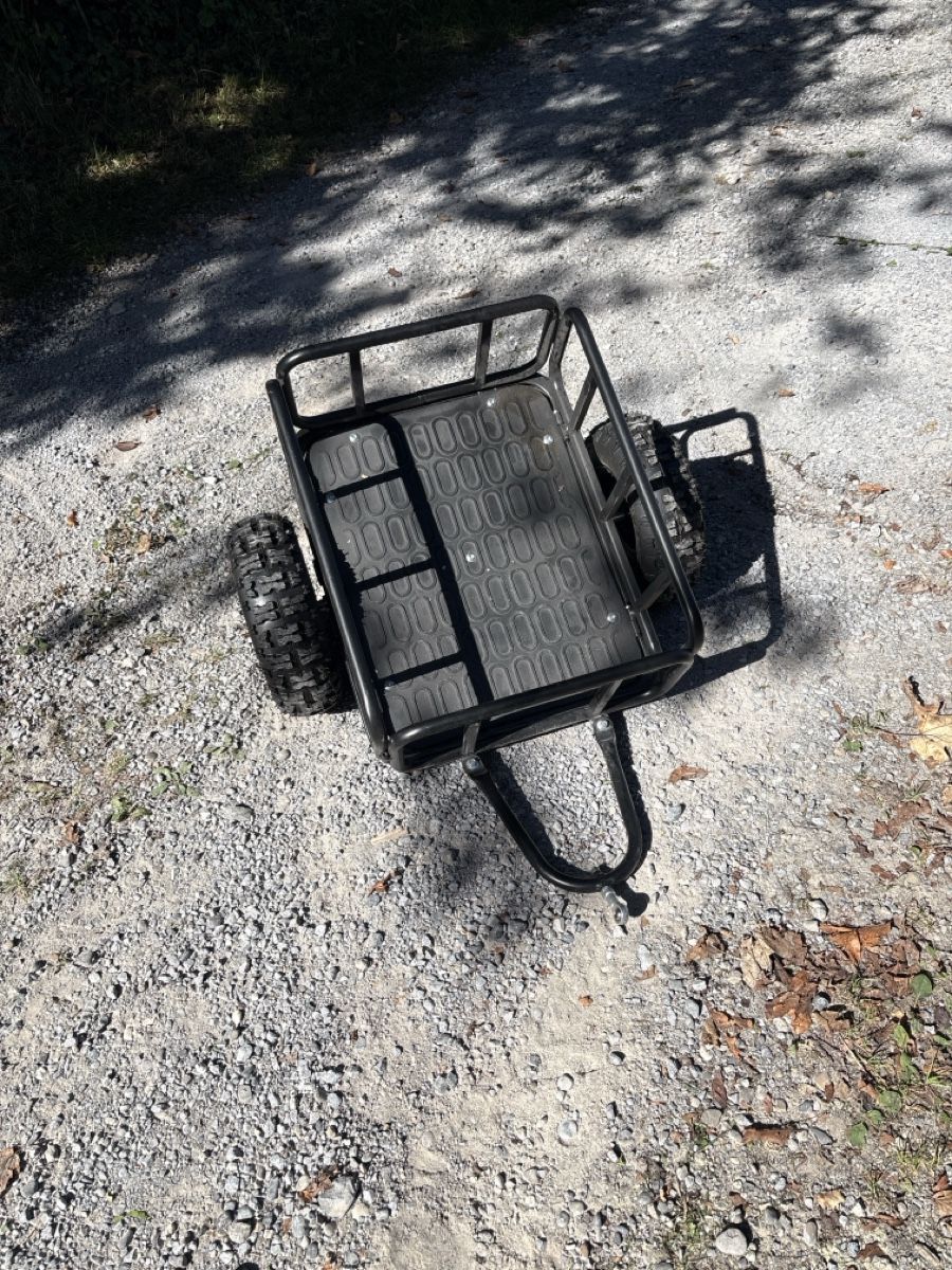 Rimorchi: Kleiner robuster Anhänger – Usato da Oetwil am See venduto da Aldox108