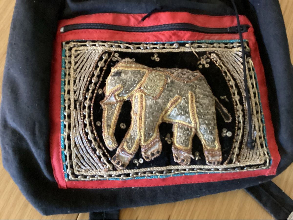 Alle Dekorationen: Rucksack Vintage Thailand mit Elefanten – Gebraucht aus Minusio von scotch111 1
