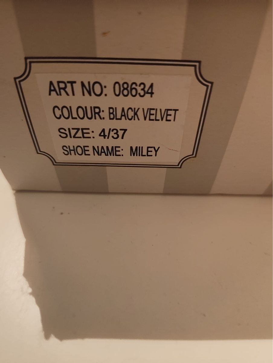 Damenschuhe: Schuhe Ruby Shoo Miley Schwarz Samt Grösse 37 – Neu (gemäss Beschreibung) aus Zürich von tos_mht7 1