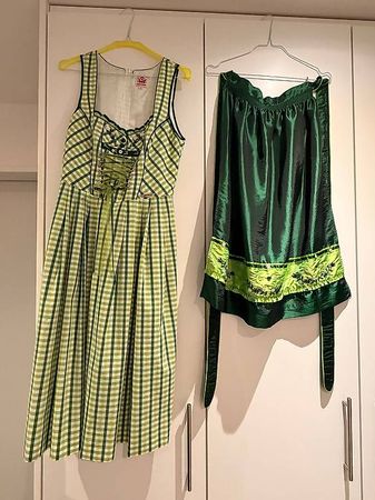 Dirndl Grösse 36 aus dem Südtirol - wie neu