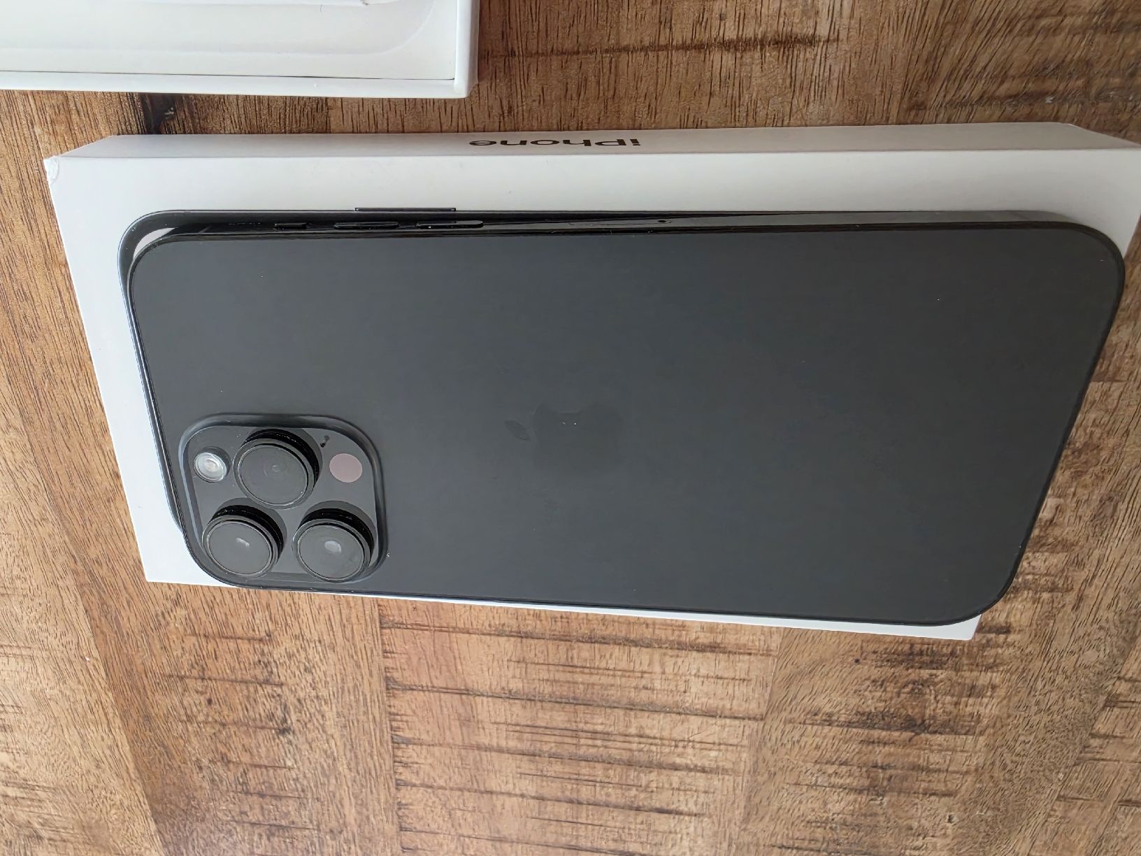 Apple Telefoni cellulari / Smartphones: iPhone 14 Pro Max, Space Black, 256GB – Usato da Wichtrach venduto da Corny1 6