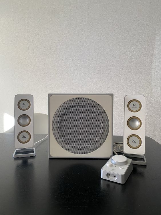 Musikboxen von Logitech Z4 mit AUX-Anschluss (Gebraucht) in Bern für ...