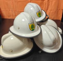21 Feuerwehrhelme Heimiswil weiss gebraucht Konvolut
