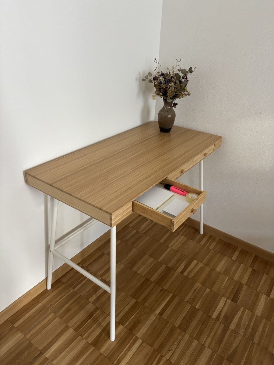Scrivanie: IKEA Tisch LILLÅSEN – Nuovo (secondo la descrizione) da Zürich venduto da lau_6krx