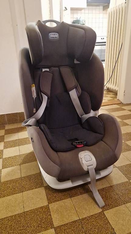 Auto-Kindersitze: Siege voiture – Gebraucht aus Lausanne von bru_8pdd 1