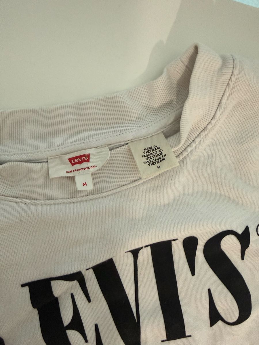 Levi's Pullover & Sweatshirts: Levi's Pullover weiss Grösse M  – Neu (gemäss Beschreibung) aus Regensdorf von Sirodtpycpvu 1
