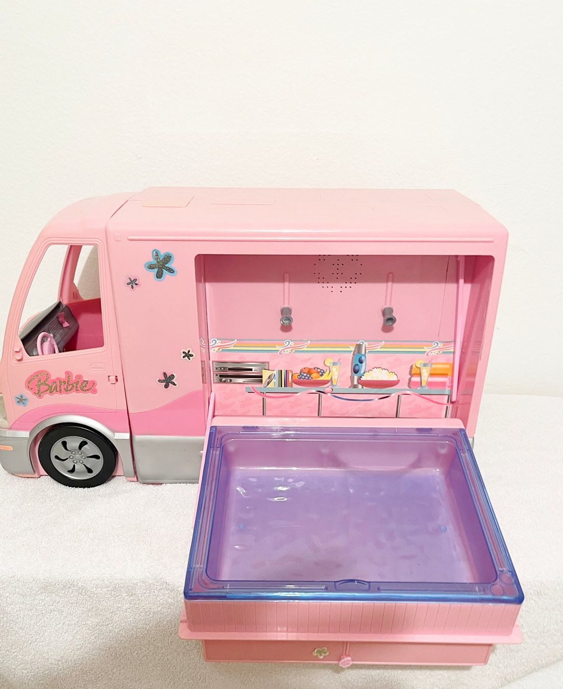 Giocattoli: Barbie Campingwagen mit Pool – Usato da Glattbrugg venduto da Ariel012 9