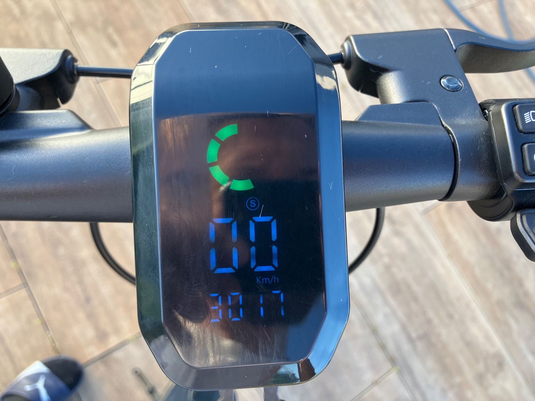 Scooter: Vmax Vx2 Pro St 30km/h Version – Usato da Lengnau AG venduto da Percussorem 5